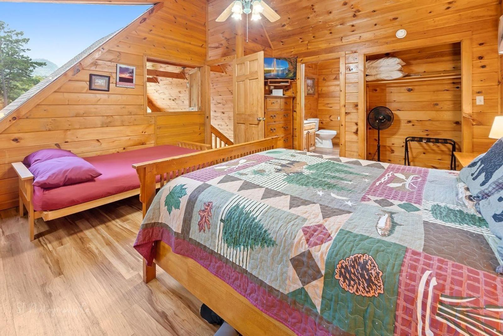 Hibernation Station Cabin Sevierville Kültér fotó