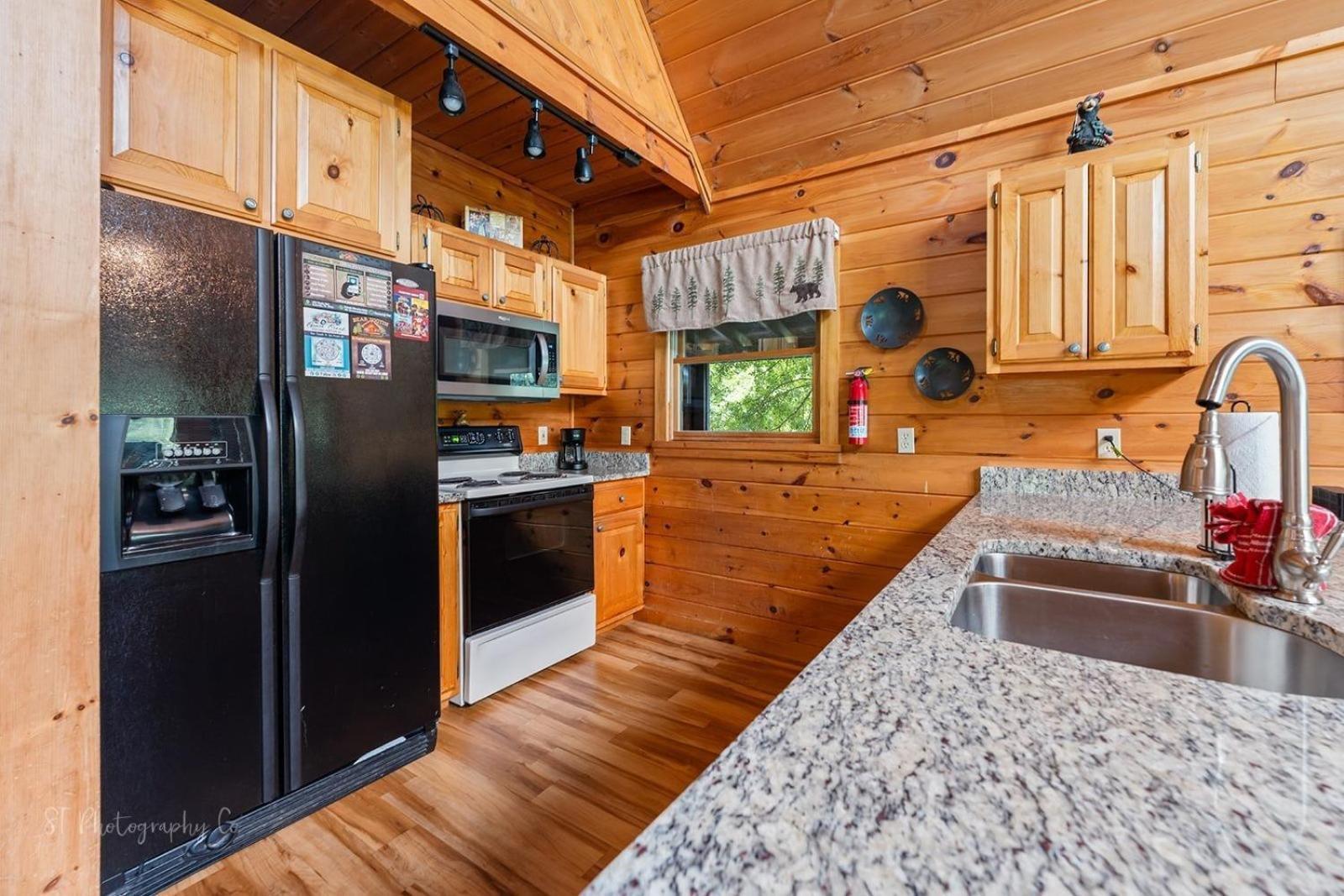 Hibernation Station Cabin Sevierville Kültér fotó