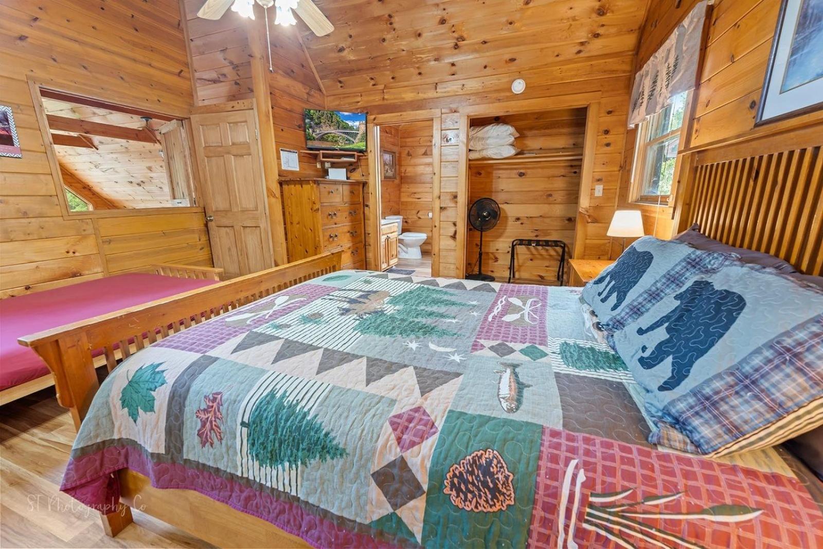 Hibernation Station Cabin Sevierville Kültér fotó